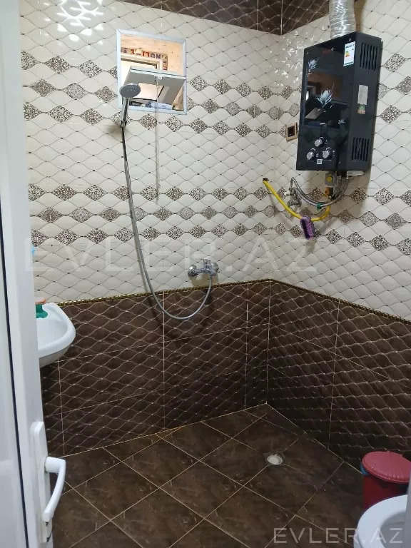 Satılır, həyət evi/villa