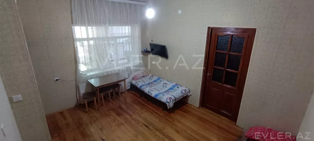 Satılır, həyət evi/villa