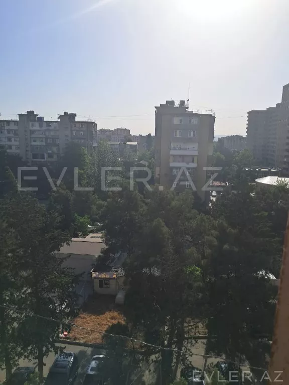 Satılır, köhnə tikili
