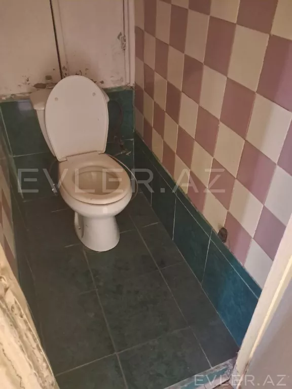 Satılır, köhnə tikili