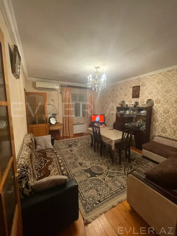 Satılır, həyət evi/villa