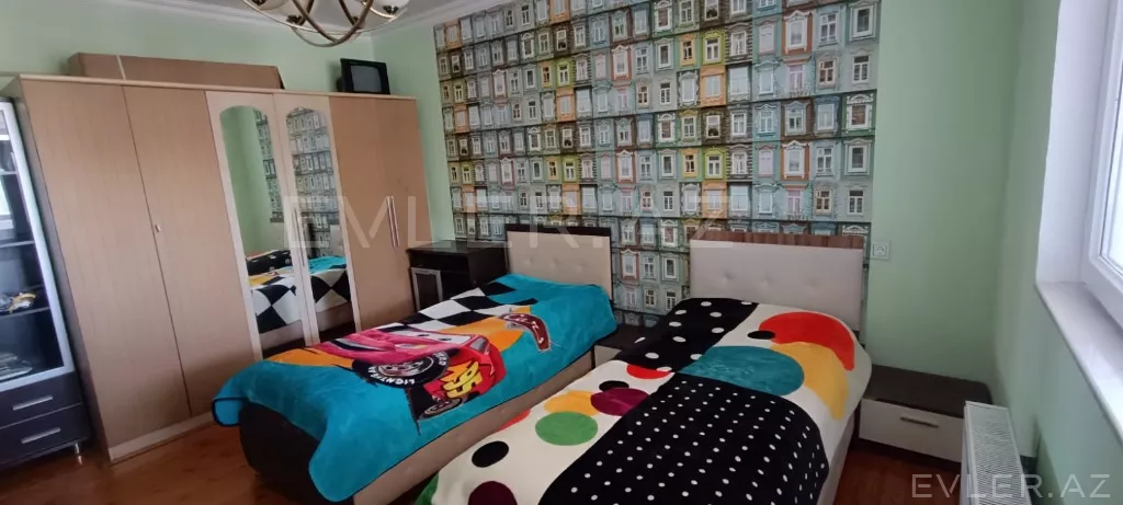Satılır, həyət evi/villa
