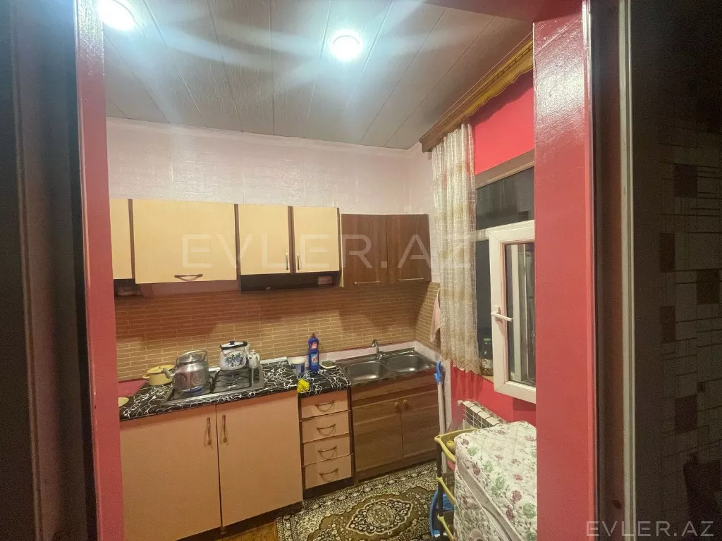 Satılır, həyət evi/villa