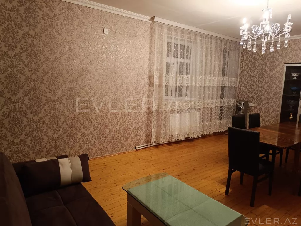 Satılır, həyət evi/villa