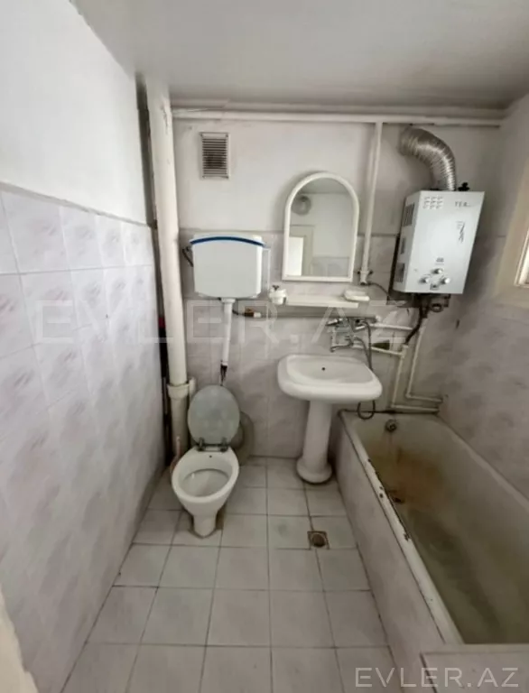 Satılır, köhnə tikili