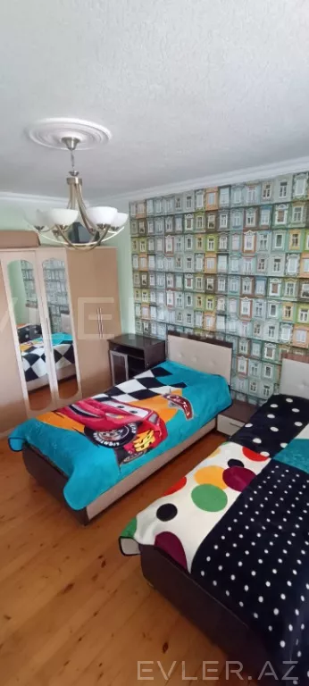 Satılır, həyət evi/villa