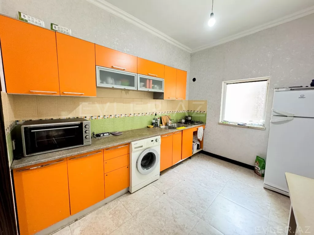 Satılır, həyət evi/villa