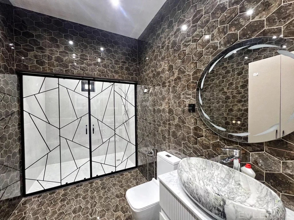 Satılır, həyət evi/villa