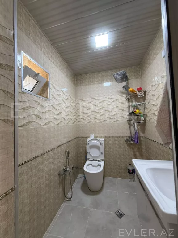 Satılır, həyət evi/villa
