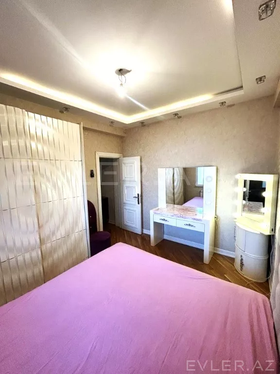 Satılır, yeni tikili