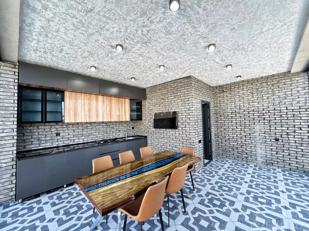 Satılır, həyət evi/villa