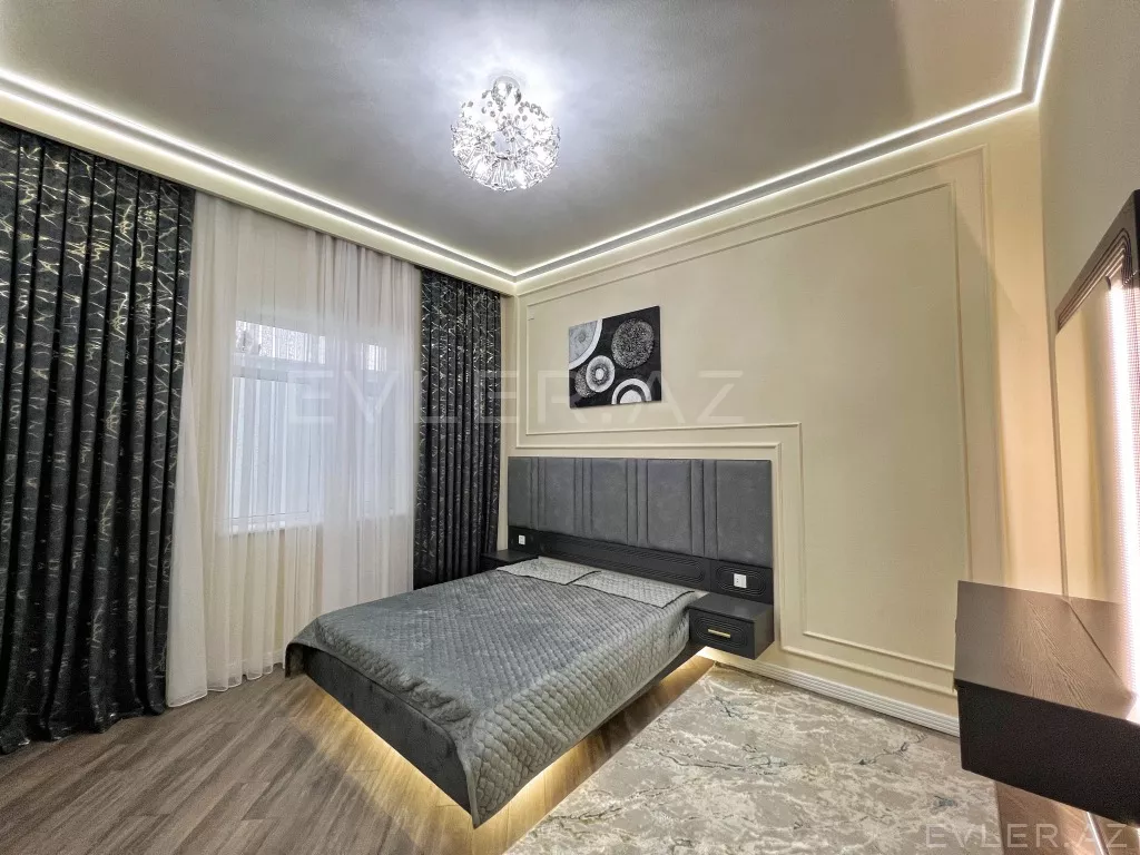 Satılır, həyət evi/villa