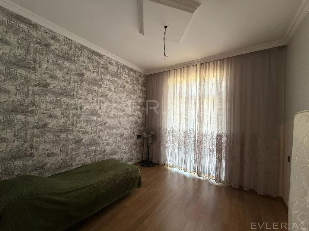 Satılır, həyət evi/villa