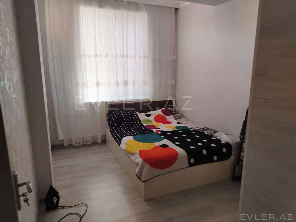 Satılır, yeni tikili