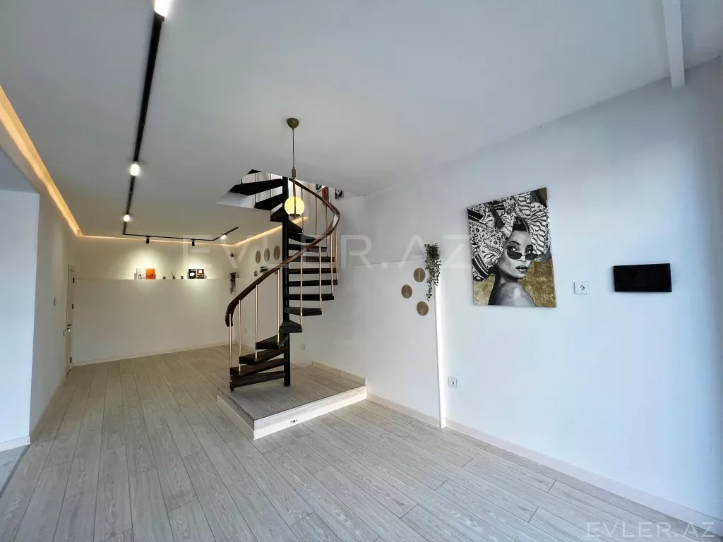 Satılır, həyət evi/villa