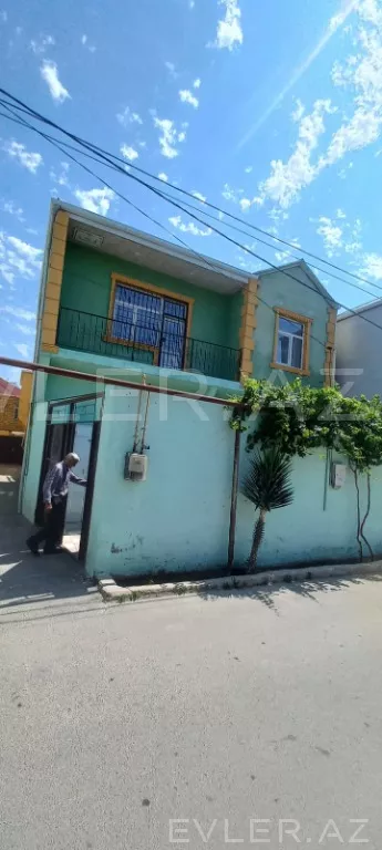 Satılır, həyət evi/villa