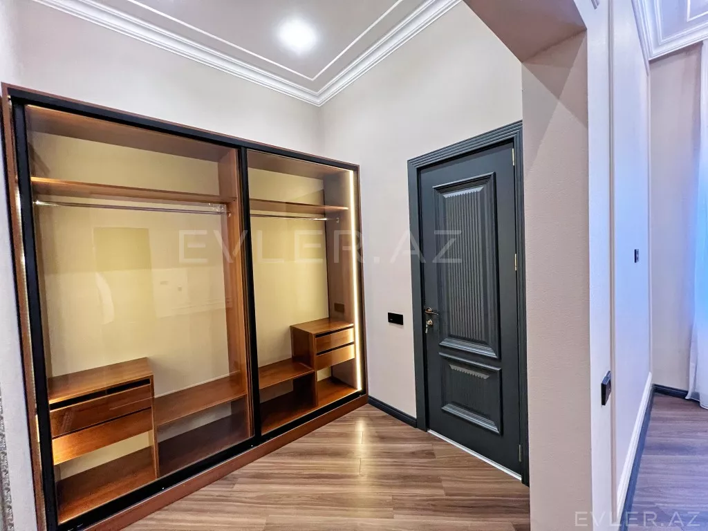Satılır, həyət evi/villa