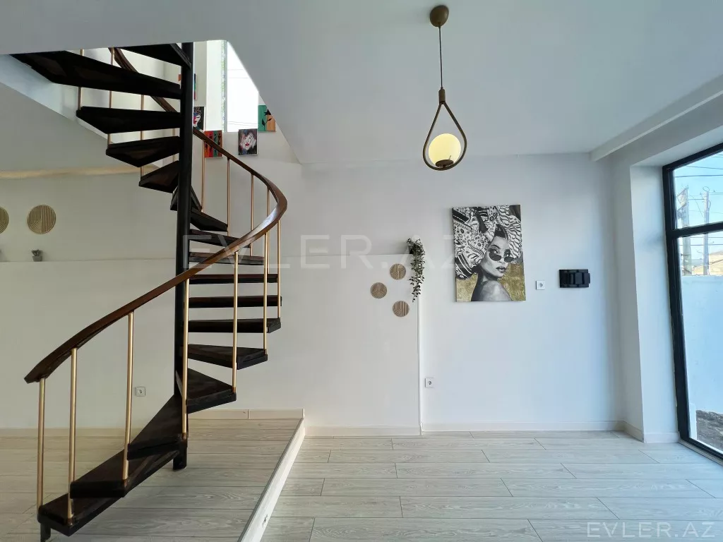 Satılır, həyət evi/villa