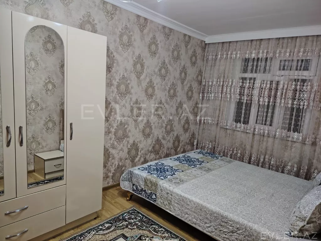Aylıq, köhnə tikili