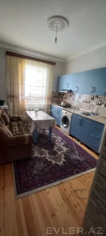 Satılır, həyət evi/villa