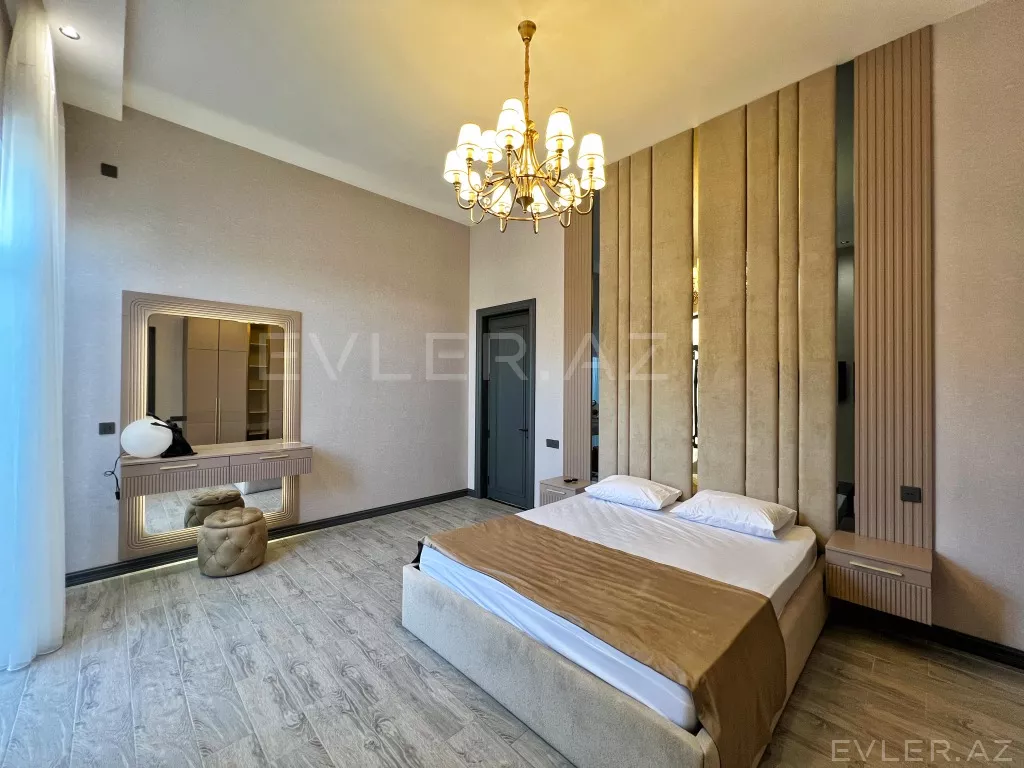 Satılır, həyət evi/villa