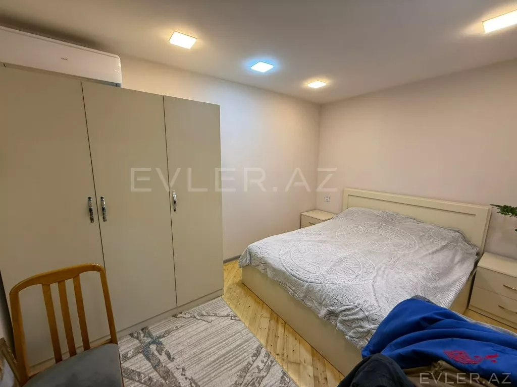 Satılır, həyət evi/villa