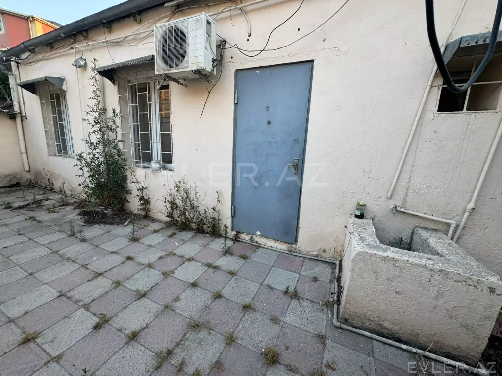 Satılır, həyət evi/villa