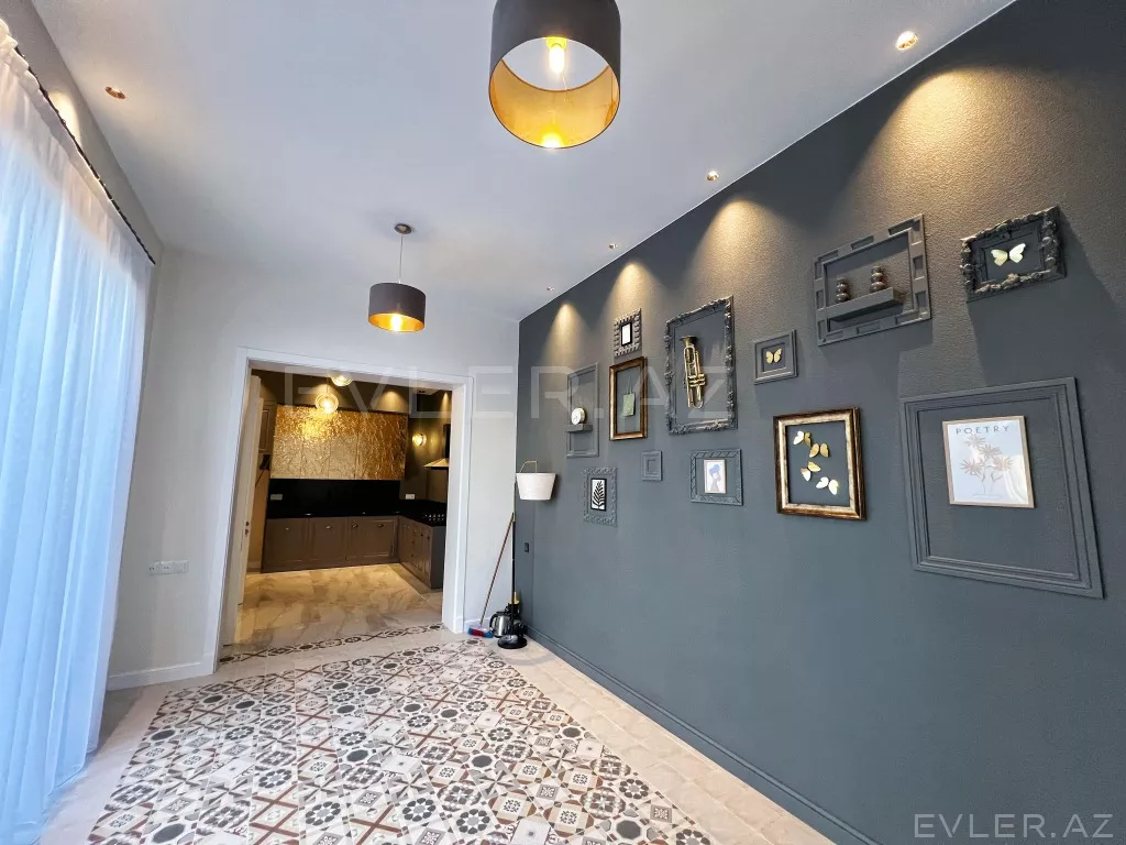 Satılır, həyət evi/villa