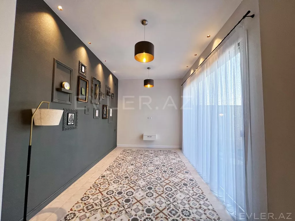 Satılır, həyət evi/villa