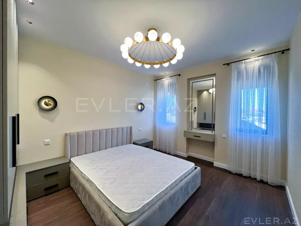Satılır, həyət evi/villa