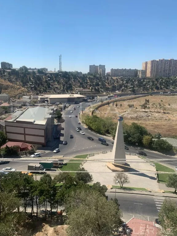 Satılır, köhnə tikili