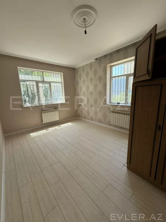 Satılır, həyət evi/villa