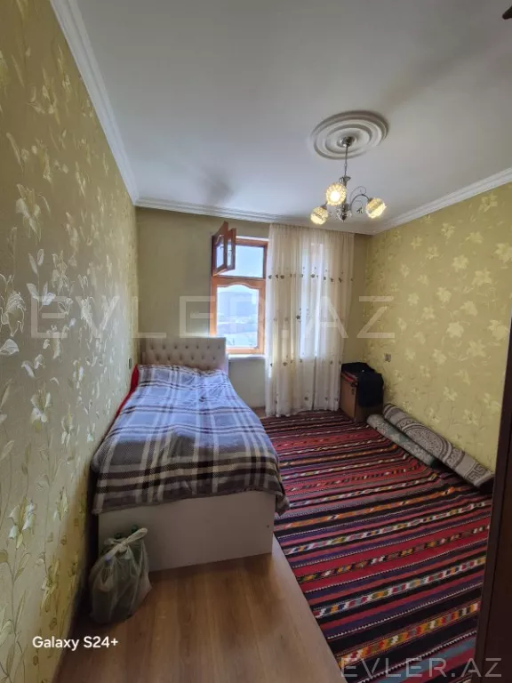 Satılır, köhnə tikili