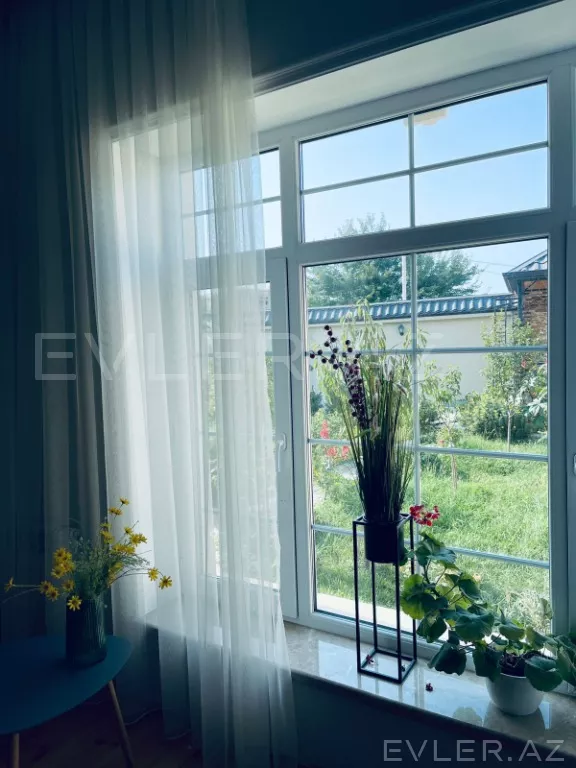 Satılır, həyət evi/villa