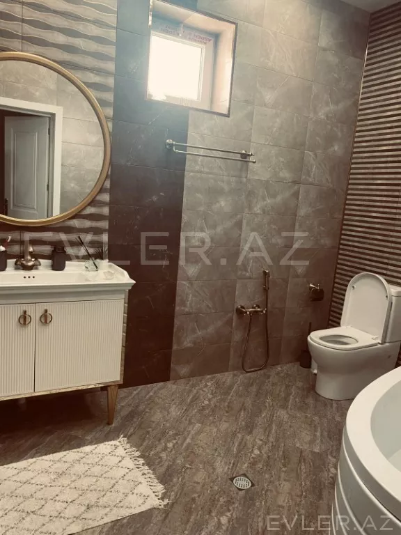 Satılır, həyət evi/villa