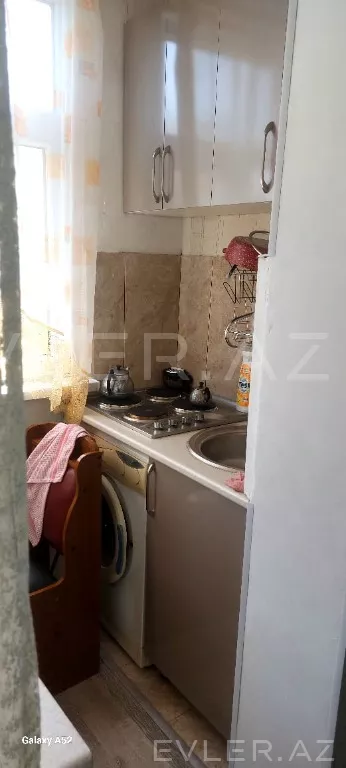 Satılır, köhnə tikili