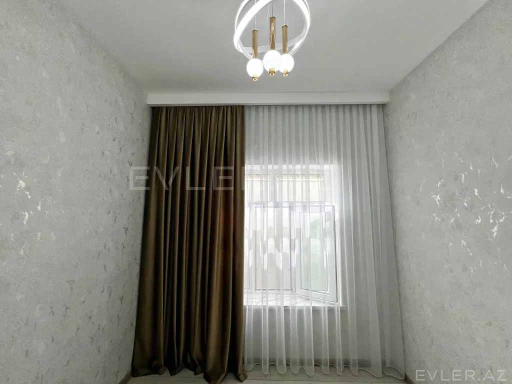 Satılır, həyət evi/villa