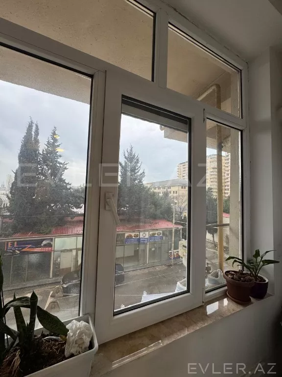 Satılır, yeni tikili