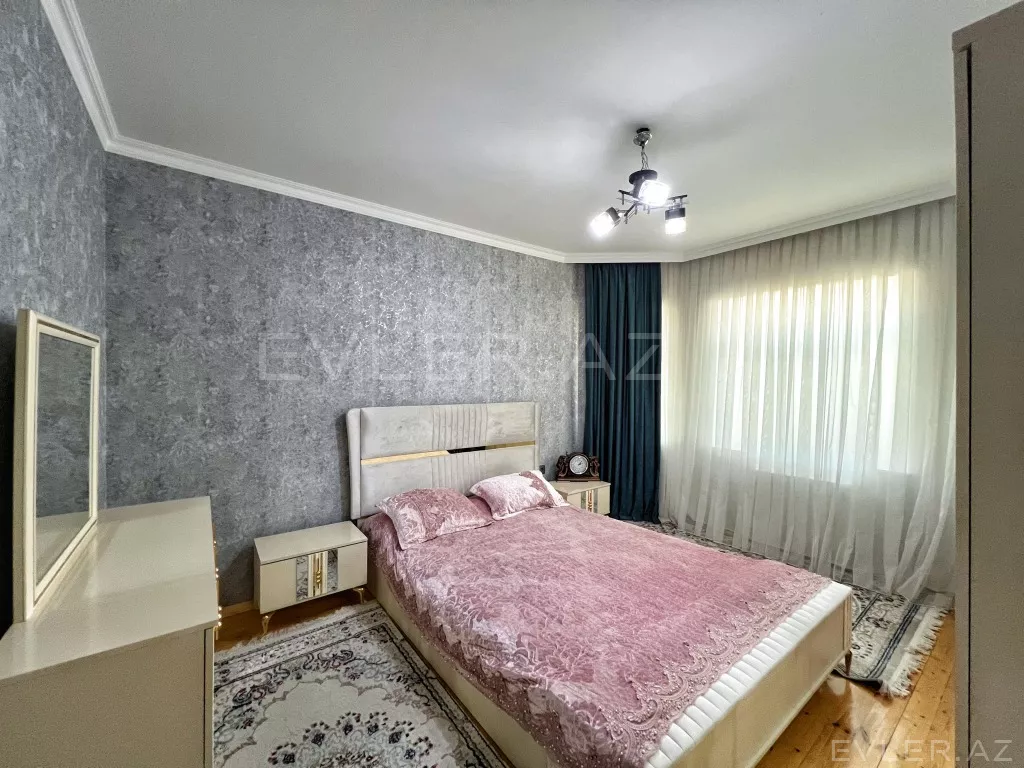 Satılır, həyət evi/villa