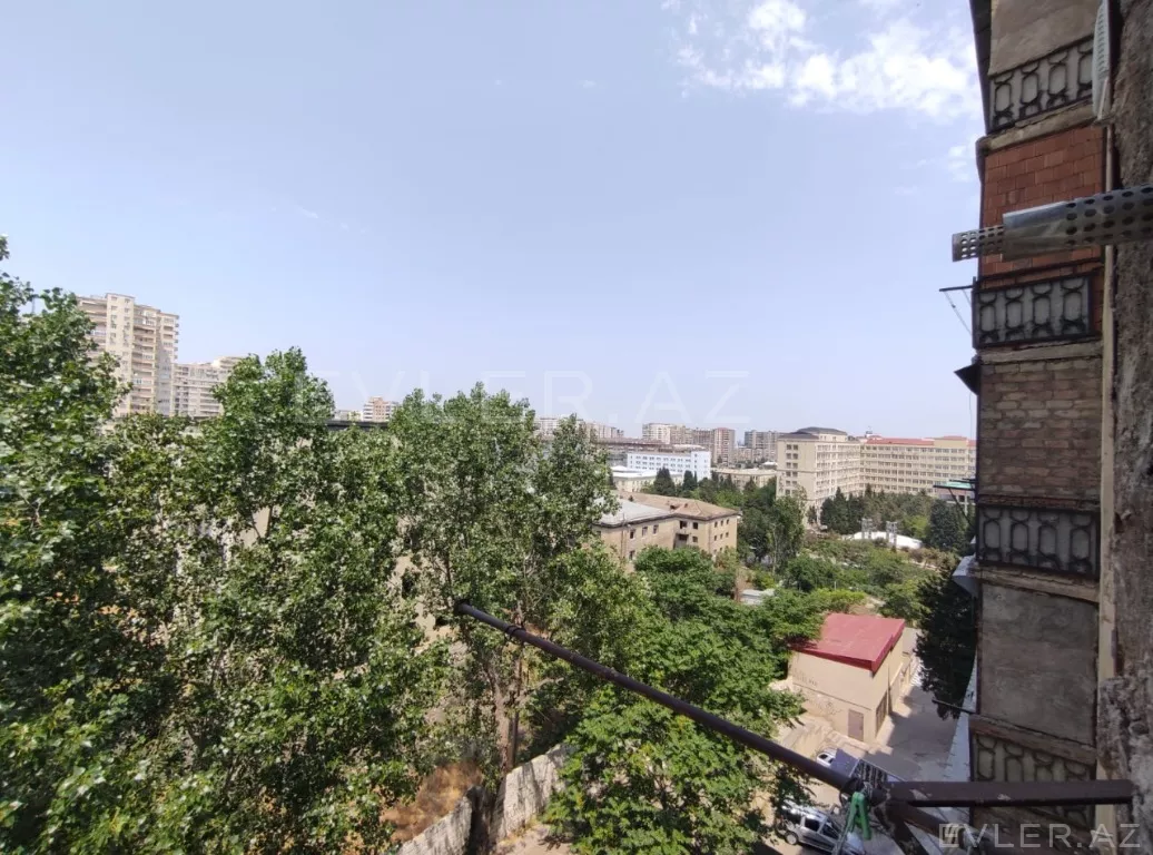 Satılır, köhnə tikili