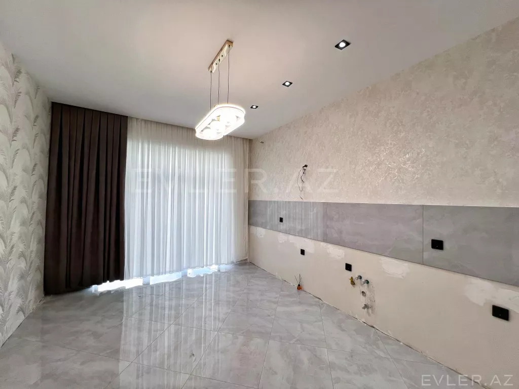 Satılır, həyət evi/villa