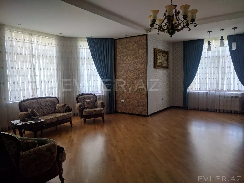 Aylıq, bağ evi