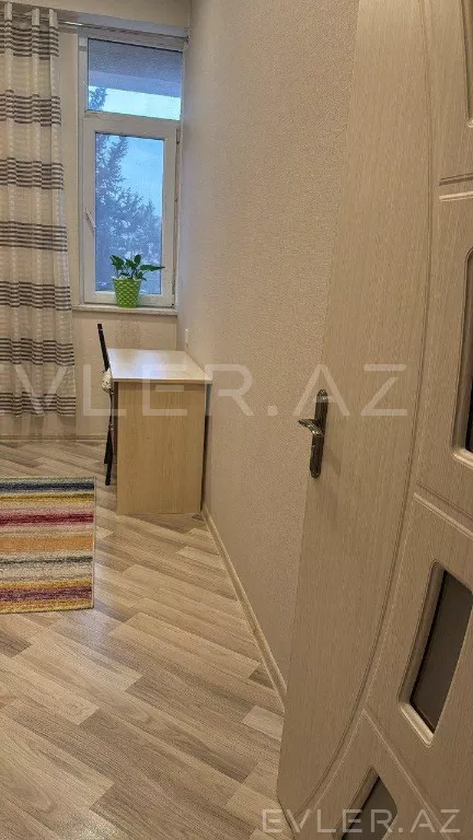 Satılır, yeni tikili