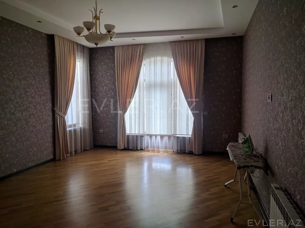 Aylıq, bağ evi