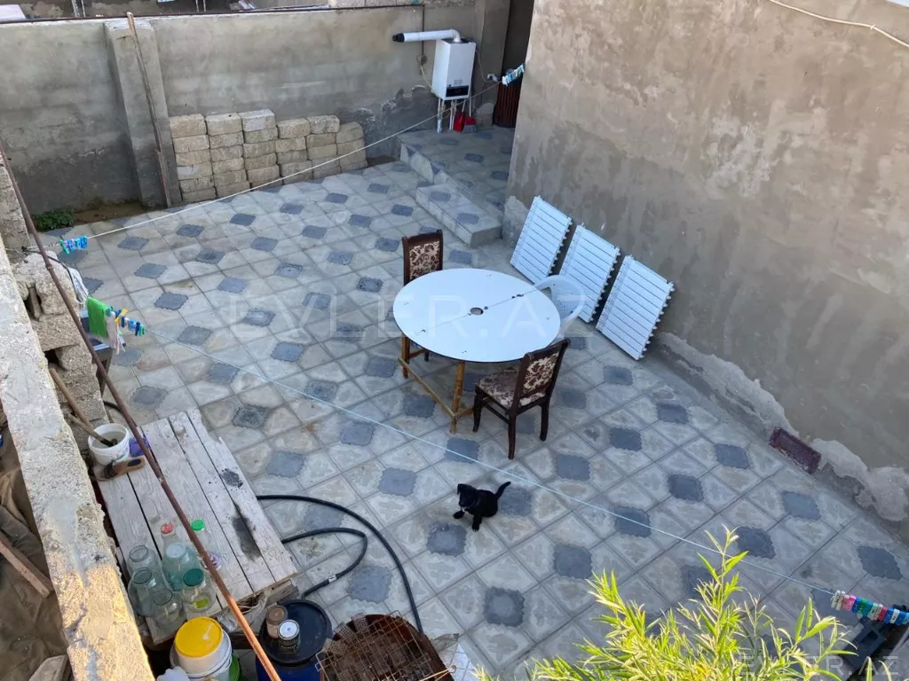 Satılır, həyət evi/villa