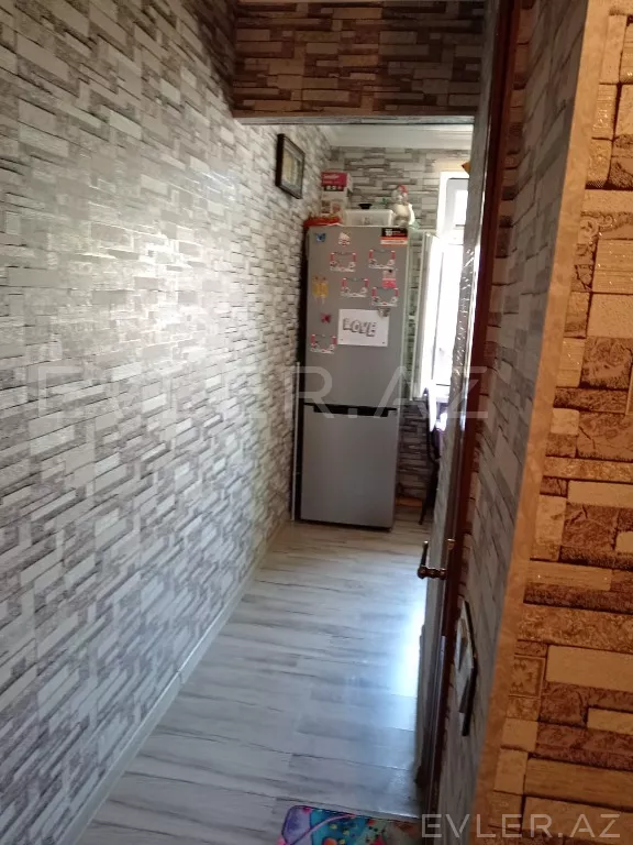 Satılır, köhnə tikili