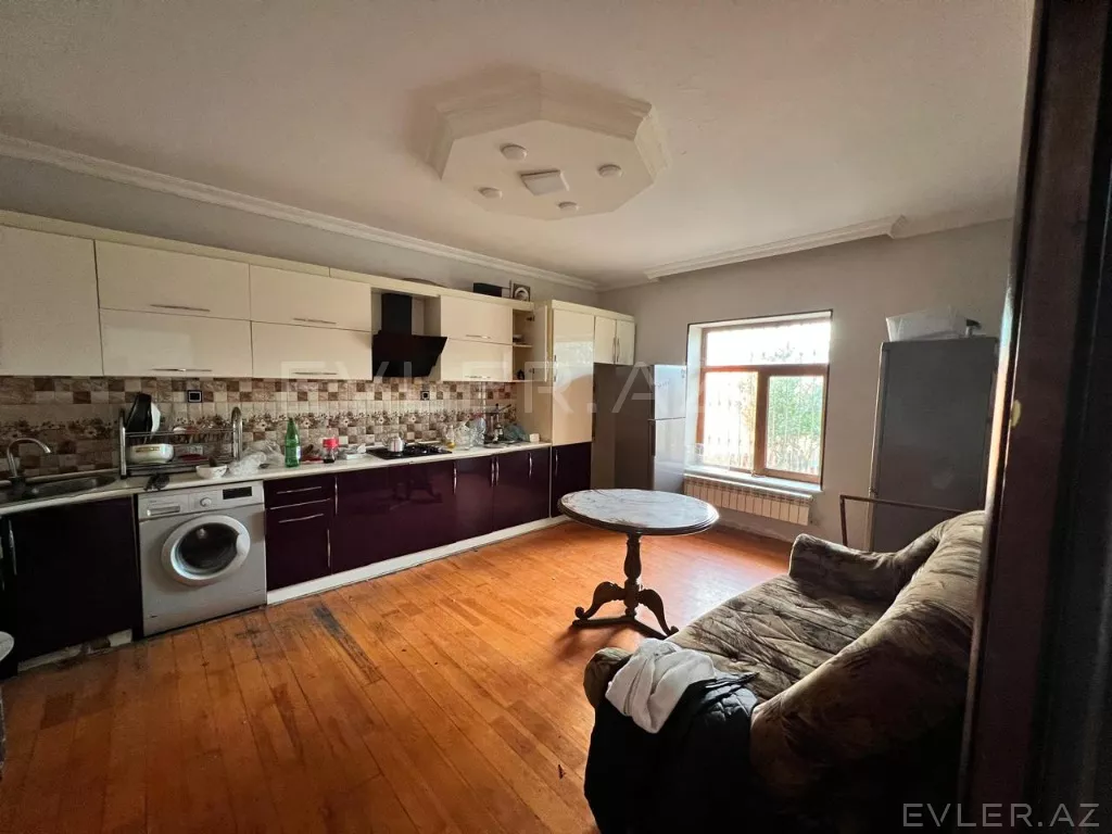 Satılır, həyət evi/villa