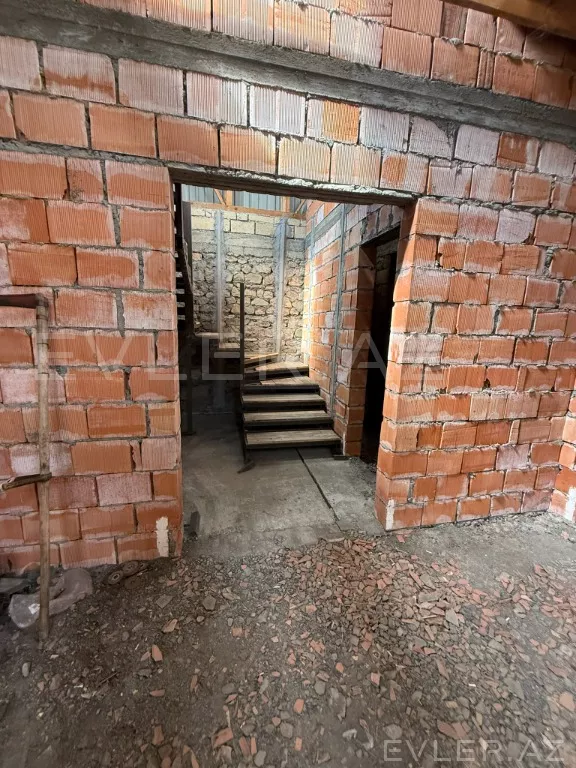 Satılır, həyət evi/villa