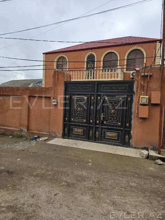 Satılır, həyət evi/villa