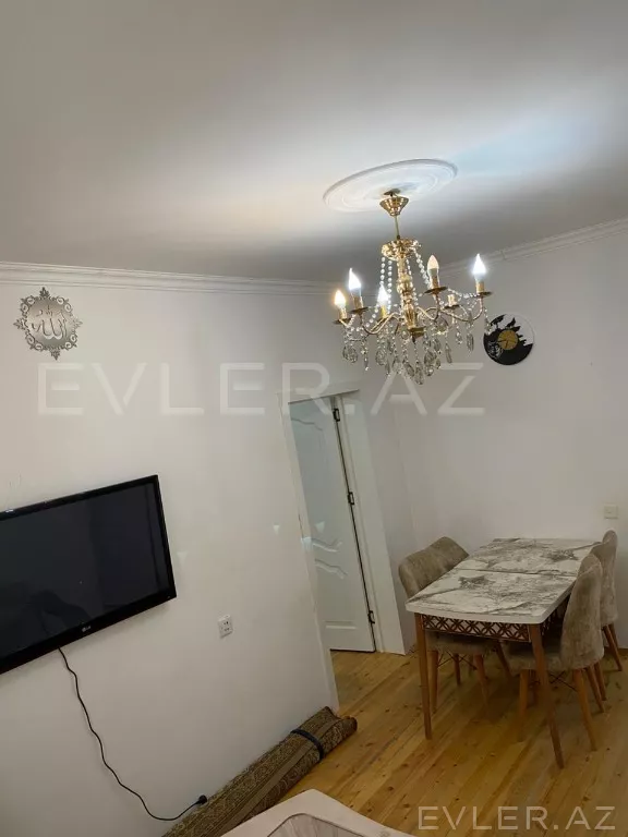Satılır, həyət evi/villa